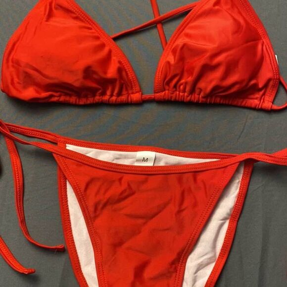 Women's 2 Pc Petite Swimsuit, Medium - Picture 3 of 3